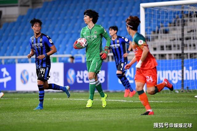 曼联锁定水晶宫边锋 解决前场困局的良机